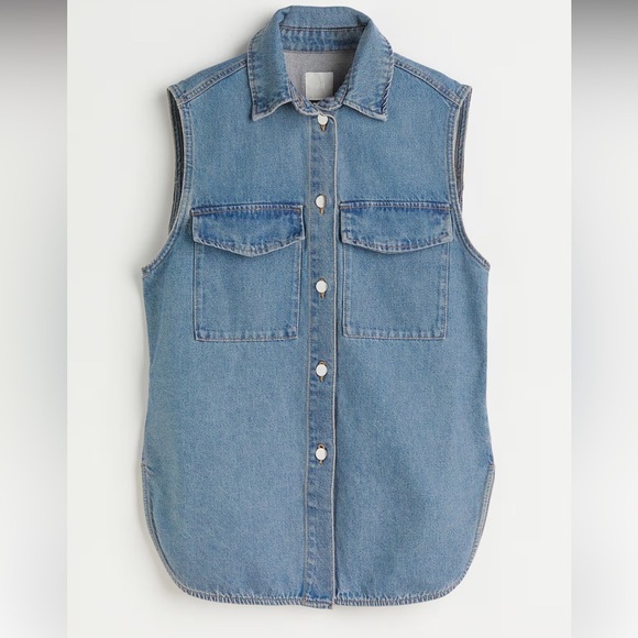 H&M Trendy Relaxed Fit XS/S Denim Medium Wash Button Down Flap Pocket Vest - Picture 1 of 4